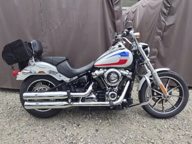 ハーレーダビッドソンFXLR1750(2020年モデル)買取依頼ありがとうございました。こちらの車両はエンジン始動、過走行、外装腐食。￥800,000でお取引させて頂きました。
#stepup #バイク買取 #バイク販売 #harleydavidson #fxlr